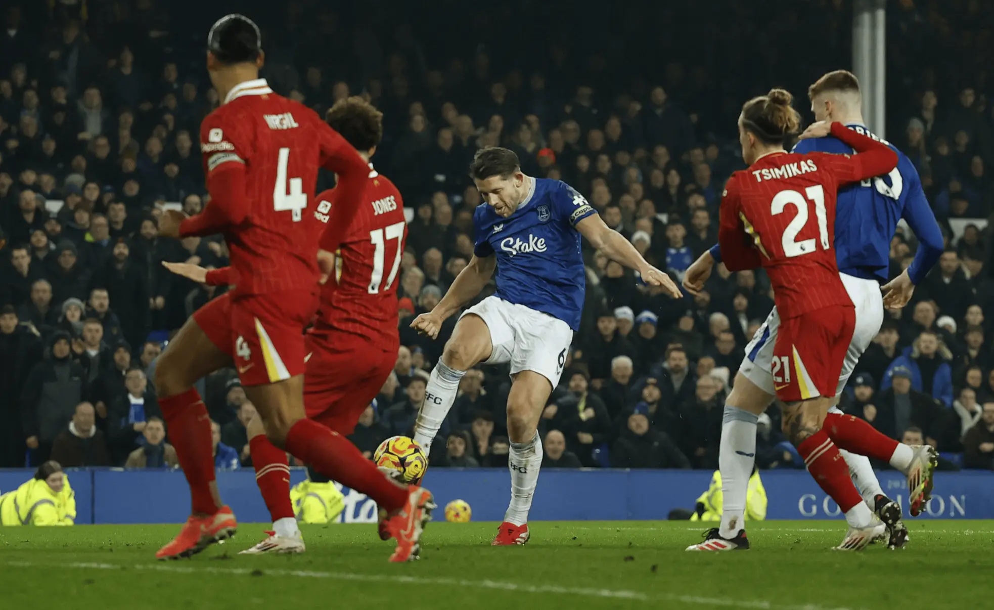 问鼎国际- 利物浦足球俱乐部 