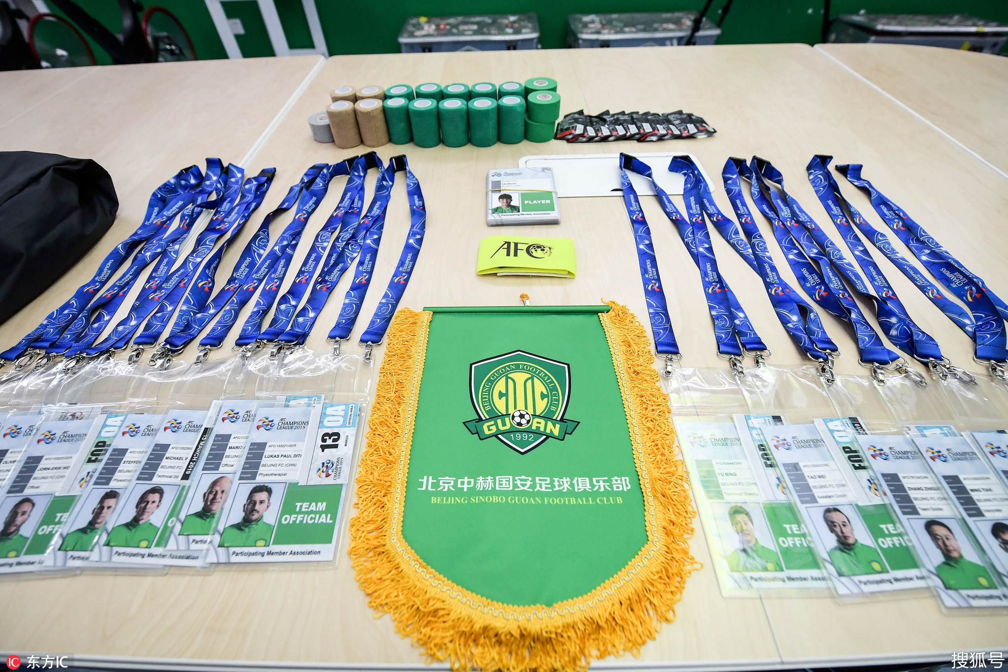 门兴格拉德巴赫内部会议纪要流出：赛前手感冰凉，亚冠使命明确，更衣室氛围转暖(美因茨vs门兴格拉德巴赫)