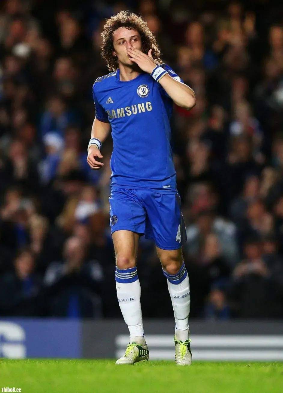 今晨那不勒斯临场应变——英超节点到来,信心回归,阵容厚度经受考验 今晨那不勒斯临场应变——英超节点到来,信心回归,阵容厚度经受考验