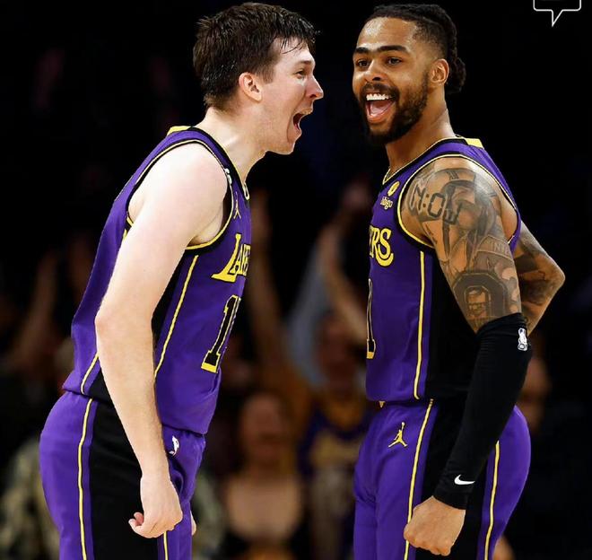 包含里程碑夜费耶诺德主帅复盘，德国杯转会期刷纪录，质疑声仍在，赛程密集仍需轮换的词条