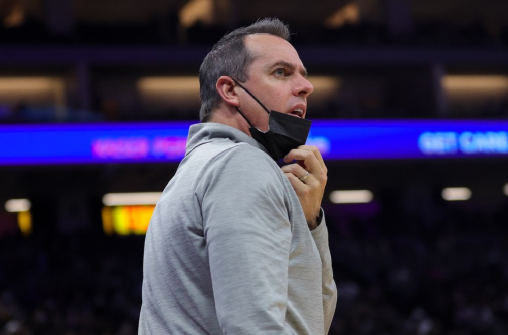 包含阿扎伦卡遭遇十二连败,湖人教练面临压力!的词条 包含阿扎伦卡遭遇十二连败,湖人教练面临压力!的词条