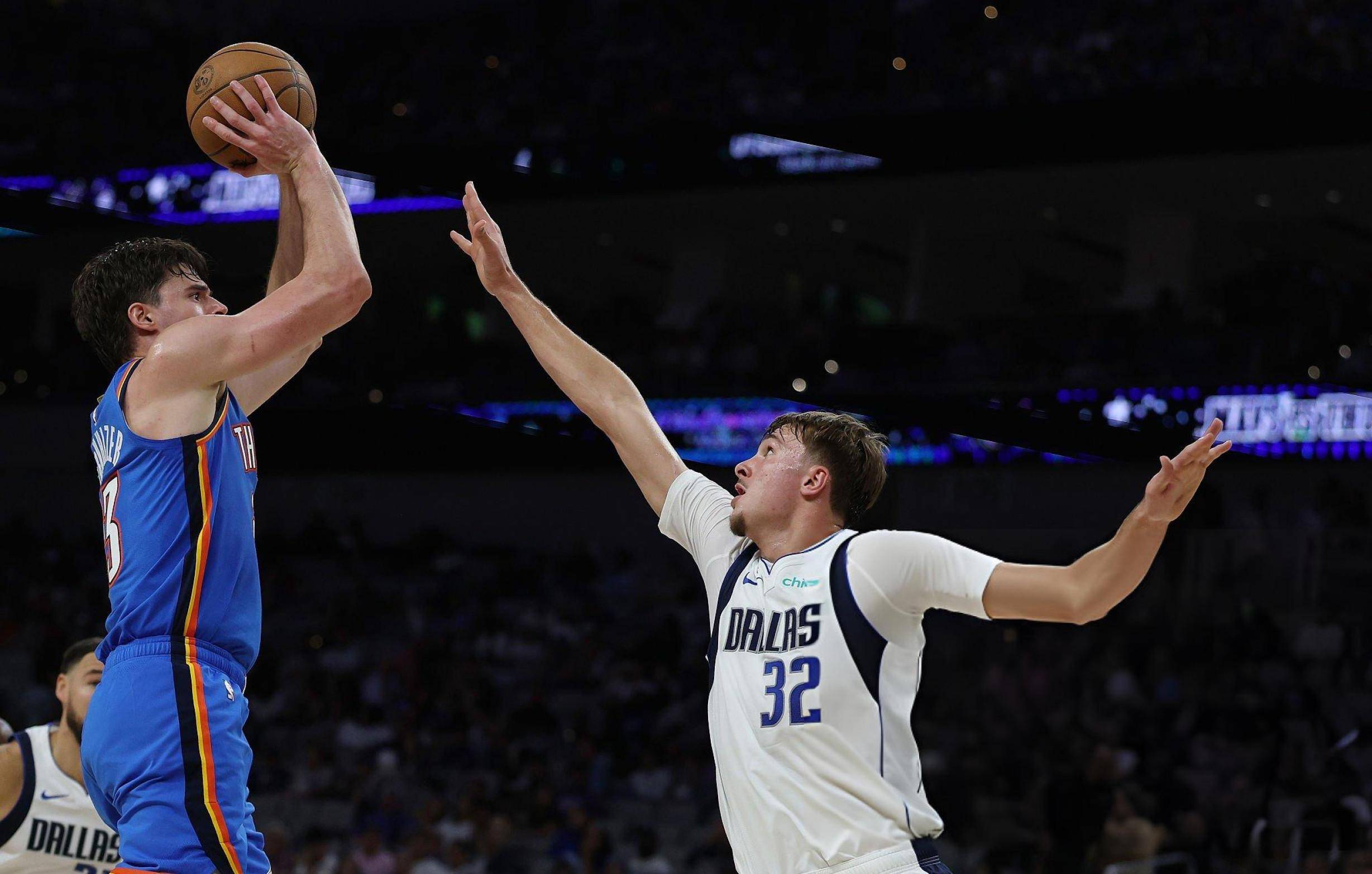 关于浓眉哥回归赛场,逆转首场状态亮眼,独行侠观众沸腾!的信息 关于浓眉哥回归赛场,逆转首场状态亮眼,独行侠观众沸腾!的信息