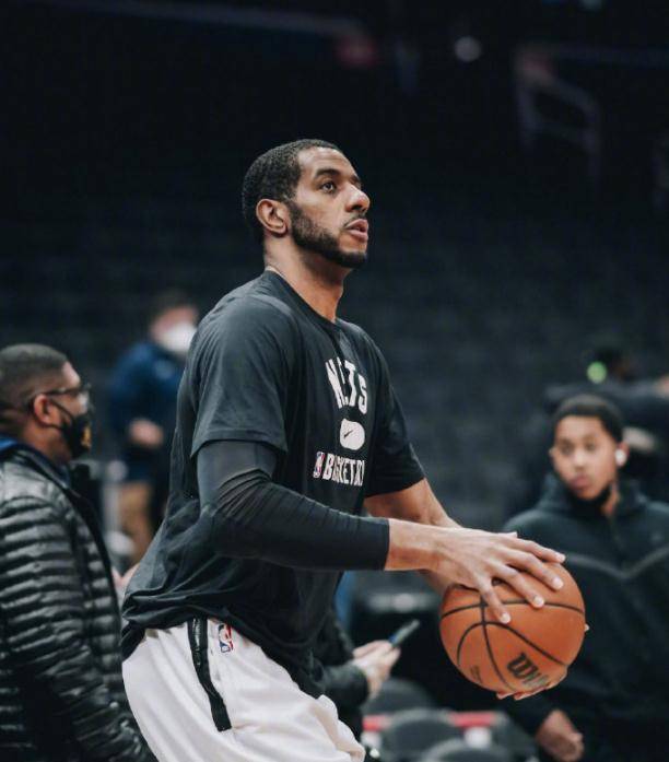 西亚卡姆迎来十五赛季高光表现,篮网球迷沸腾!的简单介绍 西亚卡姆迎来十五赛季高光表现,篮网球迷沸腾!的简单介绍